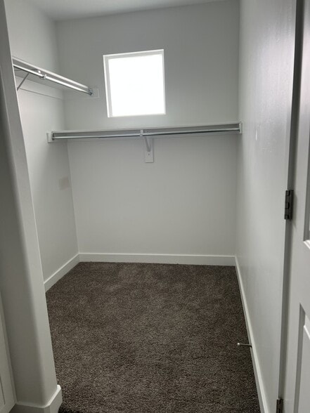Building Photo - 967 Drifter Ln