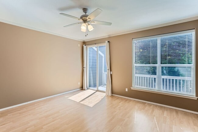 Building Photo - Elegant Forest Heights 3 bedroom, 3 bath Brownstone Home!