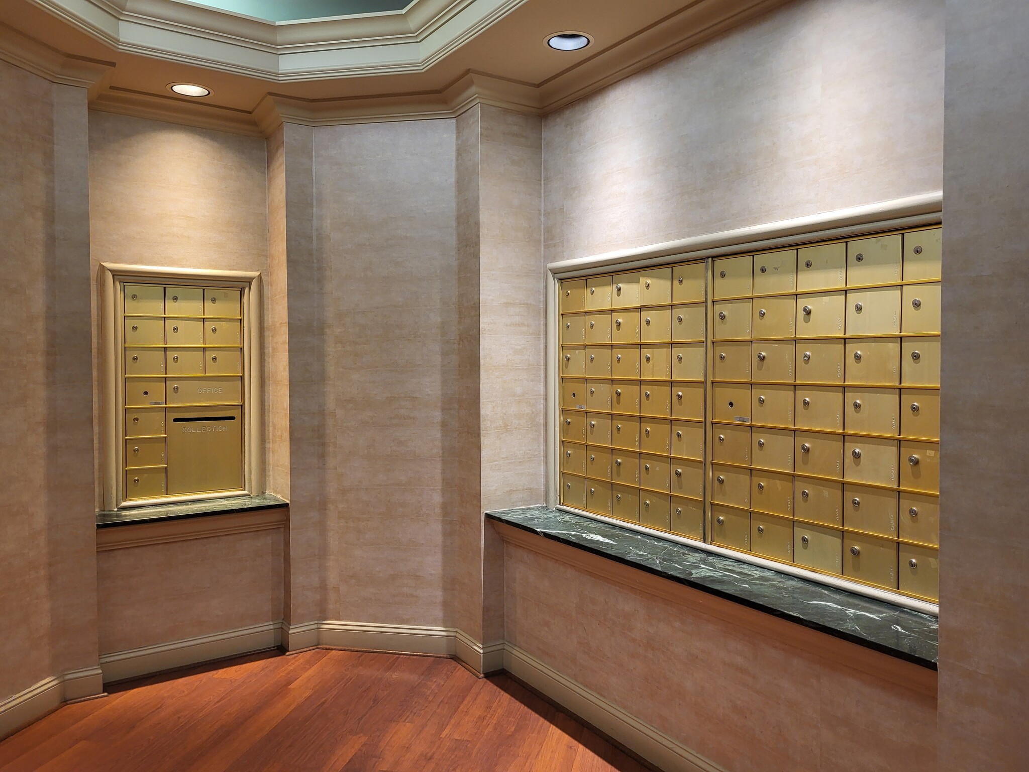 Mailbox area - 4808 Moorland Ln