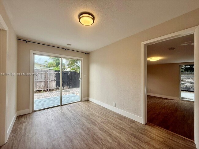 Building Photo - 2730 NE 9th Terrace