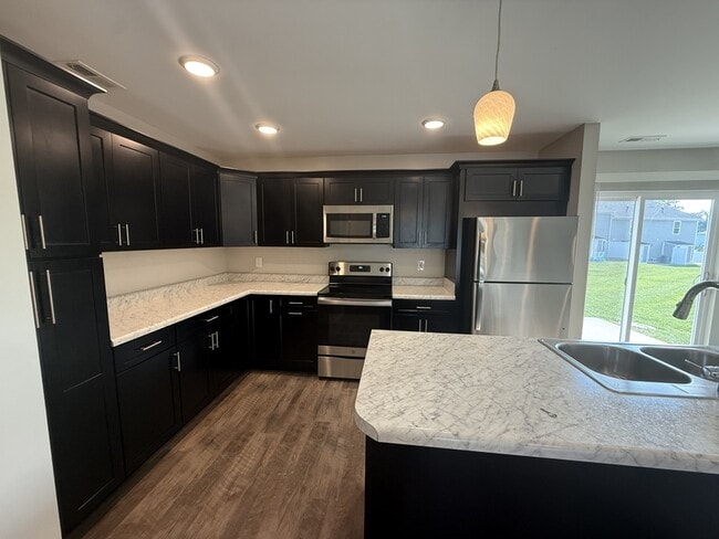 Building Photo - 106 Terrace Drive
