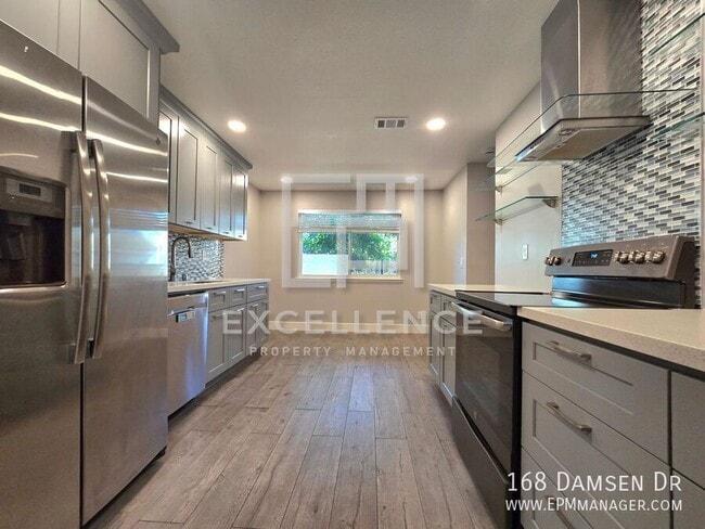 Building Photo - 168 Damsen Dr