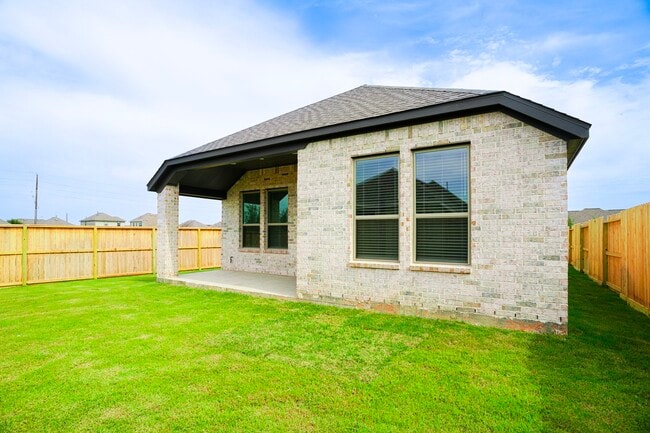 Building Photo - 30902 Evening Skye Dr