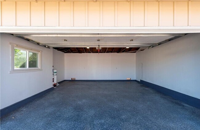 Building Photo - 535 Camino de Encanto