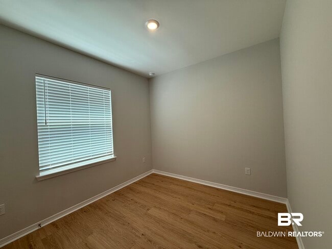 Building Photo - 23903 Dominus Dr