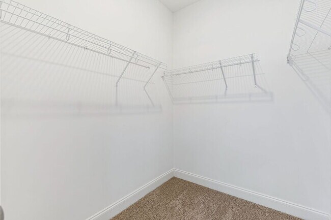 Building Photo - 429 Guethlein Dr