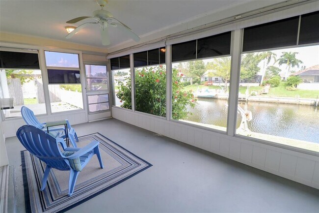 Building Photo - 4 Casa Rio Dr