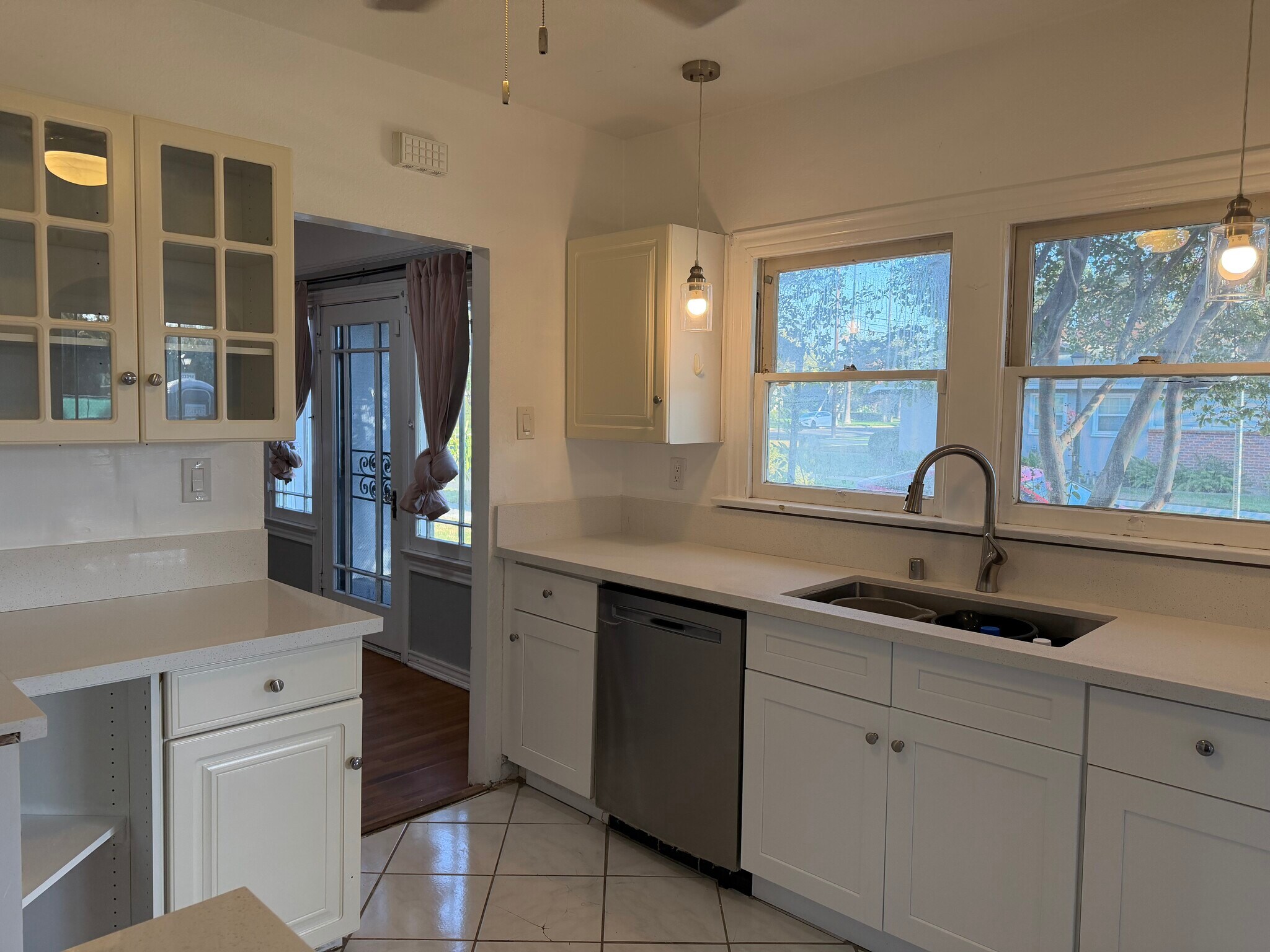 Kitchen - 6341 Palm Ave