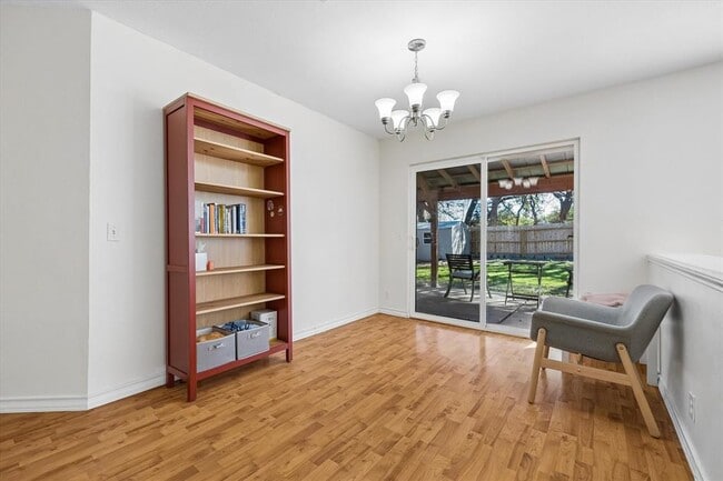 Building Photo - 2011 Harvest Moon Dr