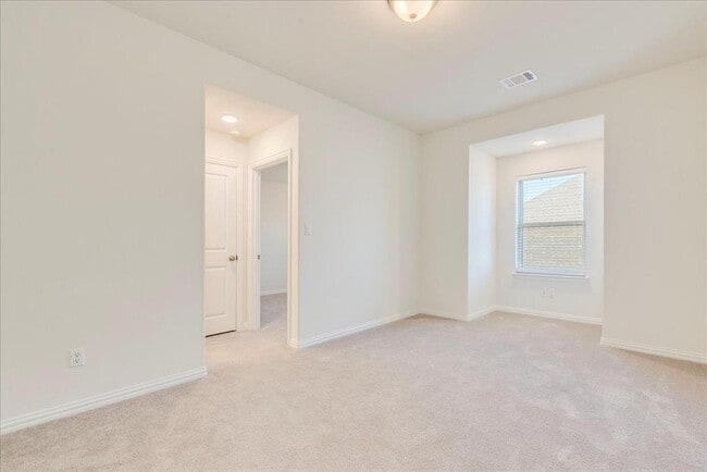 Building Photo - 1689 Cool Spring Way