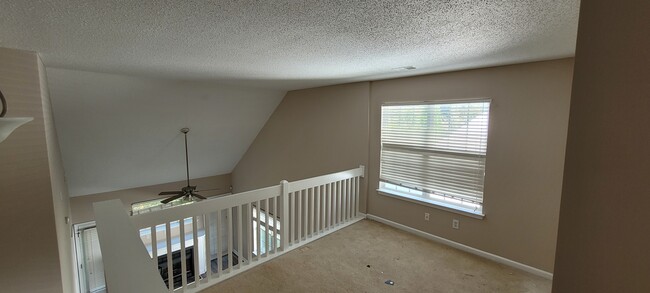 Building Photo - 5610 Harbor House Dr