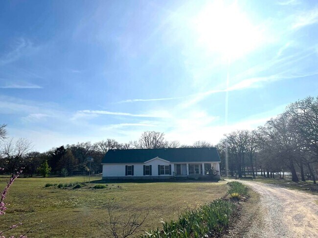Building Photo - Multi-unit rental portfolio off Basin Rd