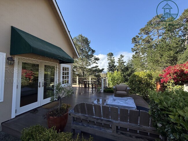 Building Photo - Spacious Five Bedroom Home in Gated High Meadow Neighborhood