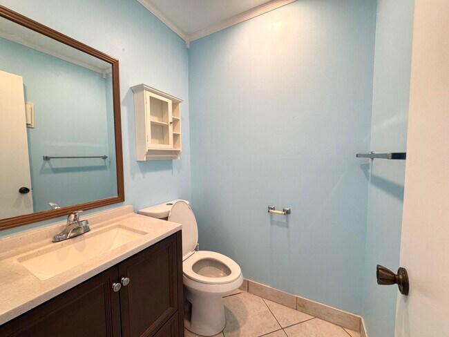Building Photo - 80 Normandy Ln