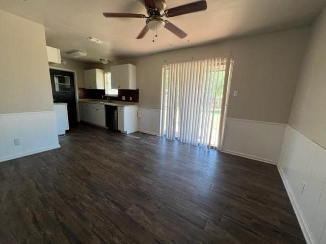 Building Photo - 2333 Marsalis Dr