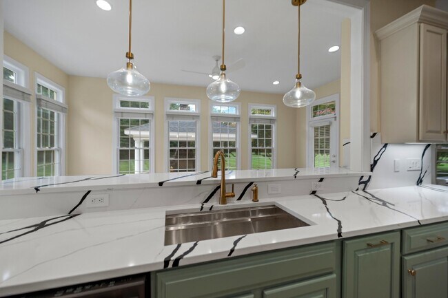 Building Photo - 27556 Paddock Trail Pl