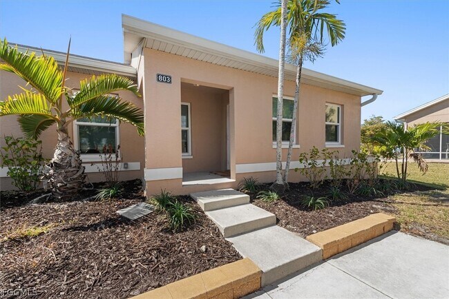 Building Photo - 16830 Sanibel Sunset Ct