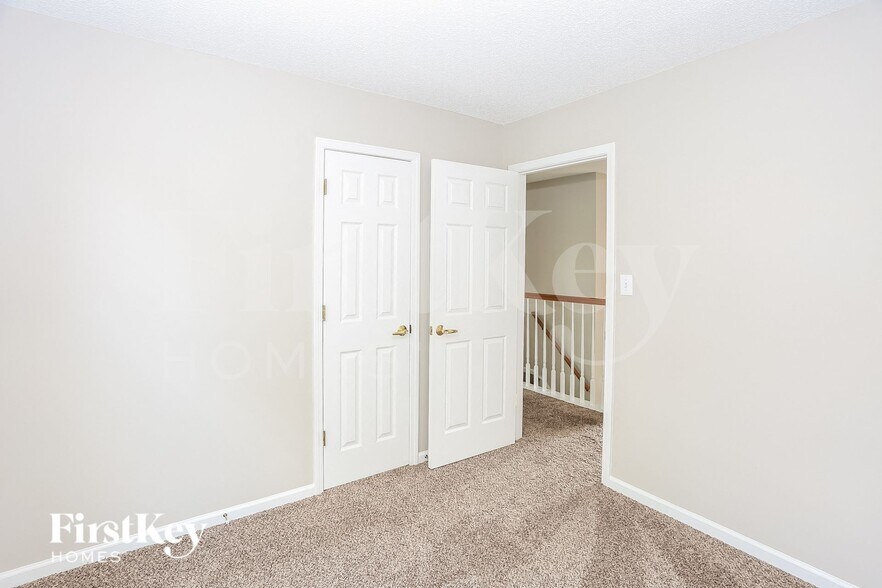 Building Photo - 6616 White Mist Ln