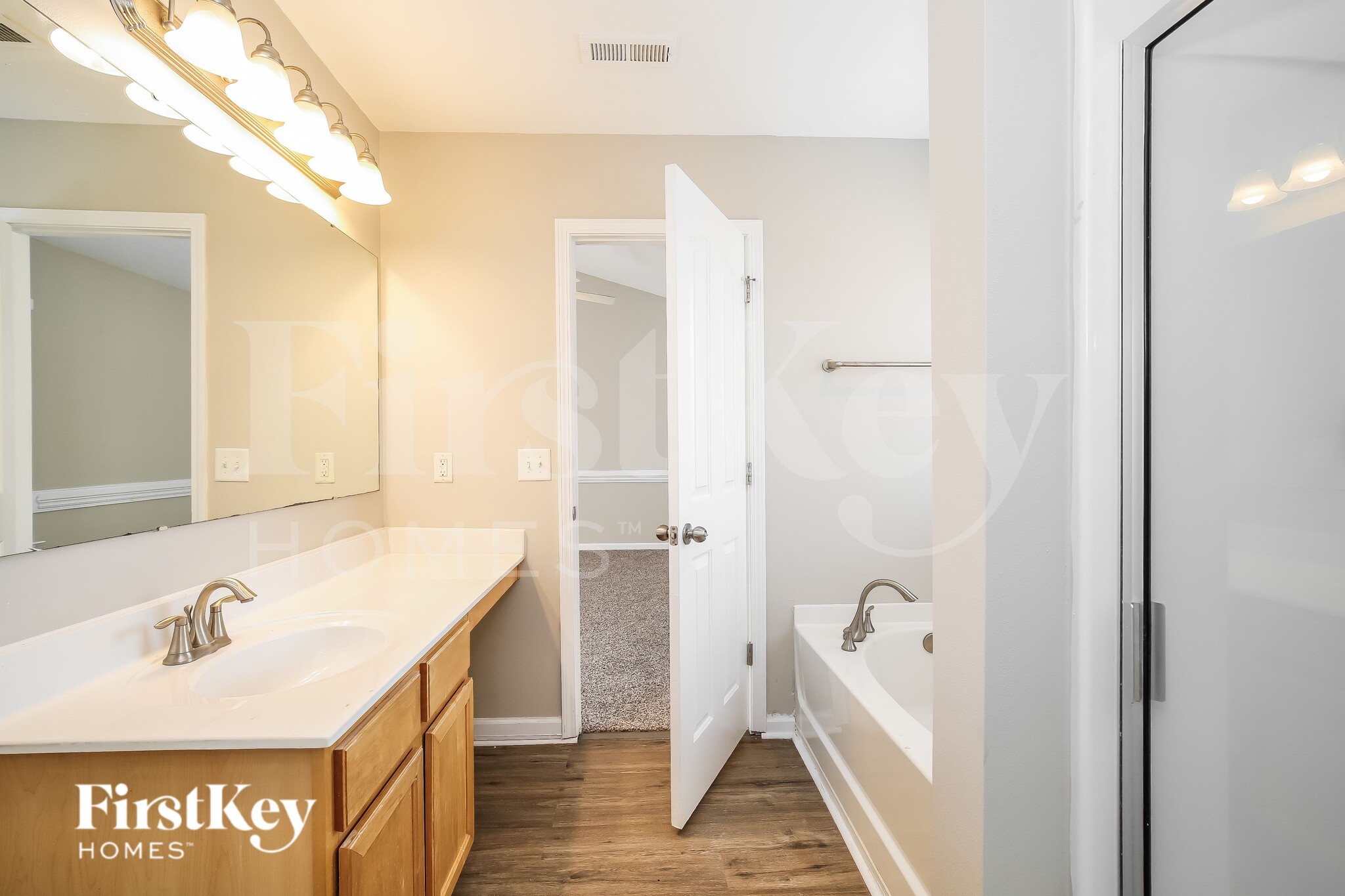 Building Photo - 1428 Paulonia Way