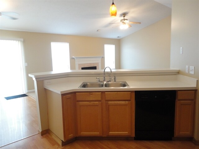 Building Photo - 7668 Gold Coin Drive