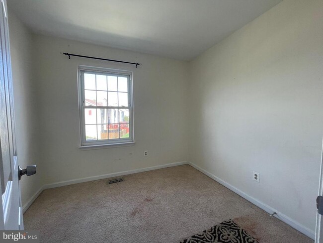 Building Photo - 17929 Milroy Dr