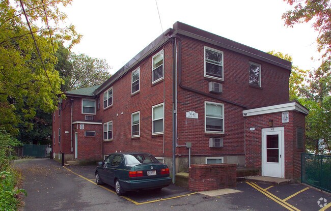 Primary Photo - 36-40 Bigelow St