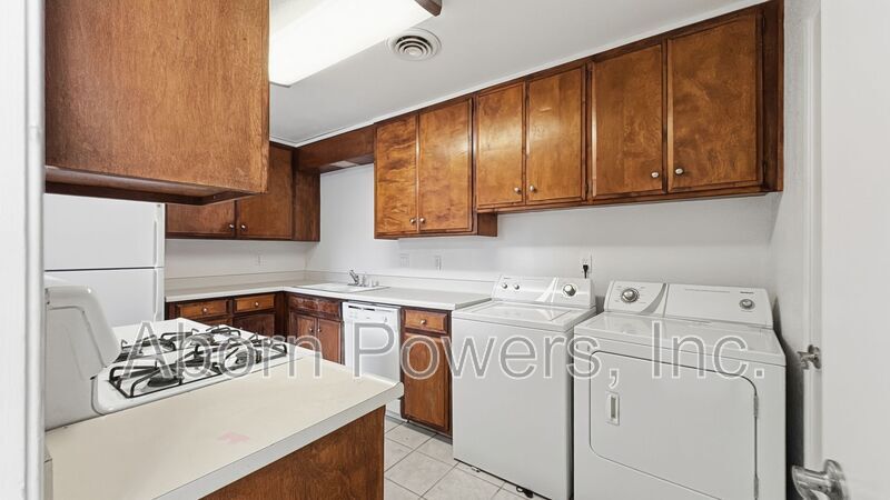 Building Photo - 5441 Olympic Way