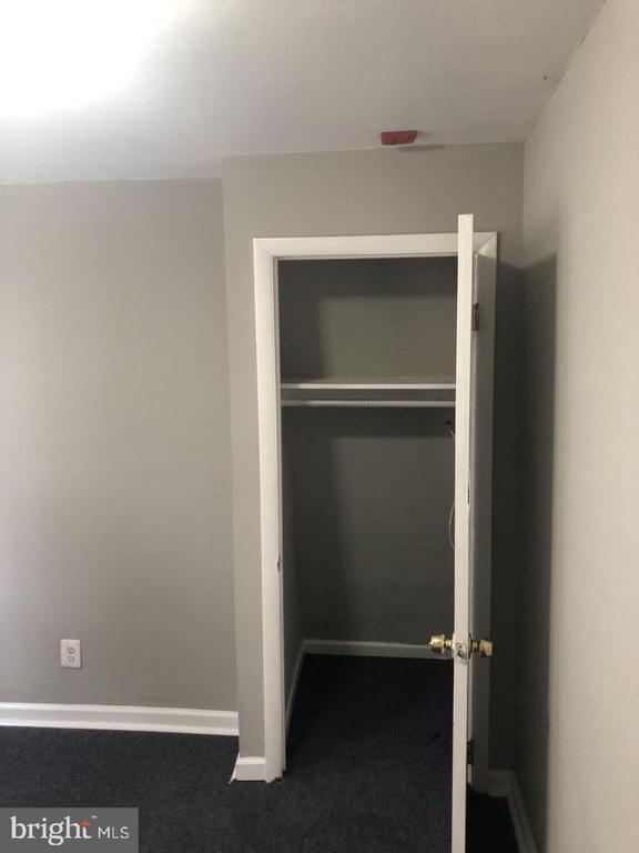 Building Photo - 408 E Roosevelt Blvd