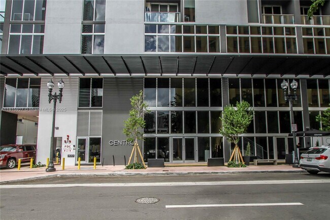 Building Photo - 151 SE 1st St