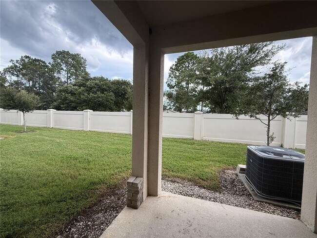 Building Photo - 15097 Willow Arbor Cir