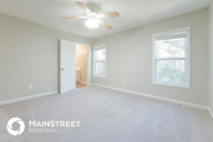 Building Photo - 8071 Creekstone Way