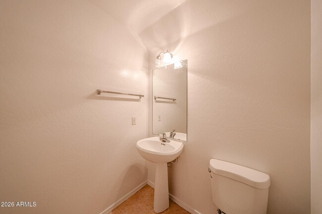 Building Photo - 16828 S Aqua Ct