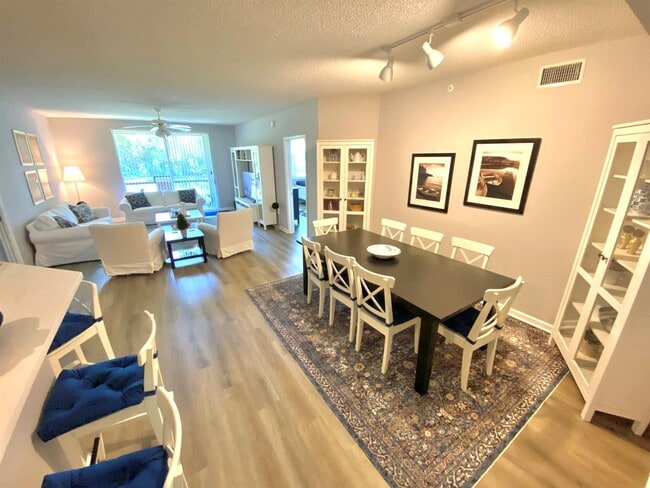 Building Photo - 11770 Saint Andrews Pl