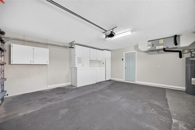 Building Photo - 7510 Ligustrum