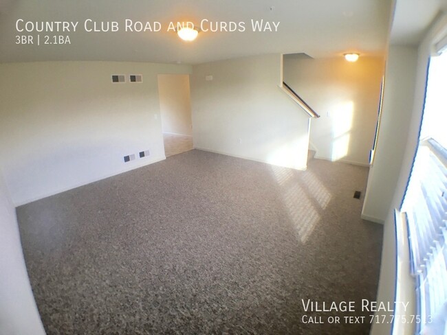 Building Photo - Available mid-January! Spacious 3 bed, 2.5...