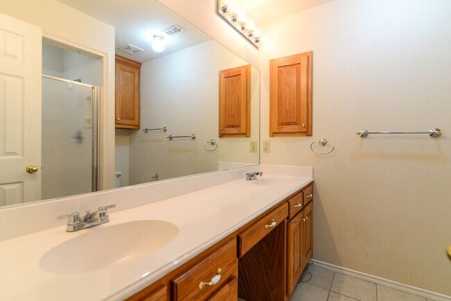 Primary Photo - Spacious 2 Bedroom, 2 Bath Duplex – Over 1...