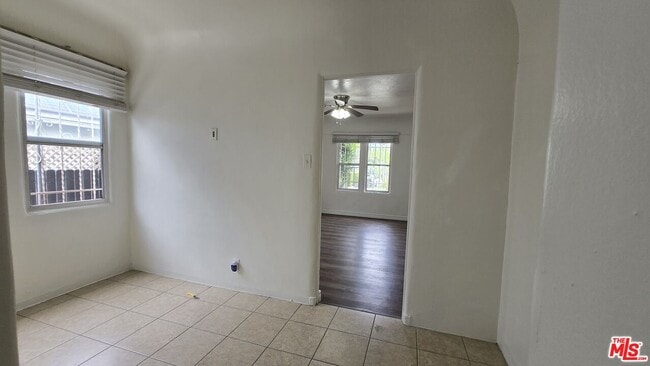 Building Photo - 1511 Reeves St