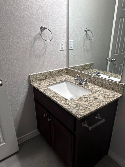 Building Photo - 1239 Liberation Ln