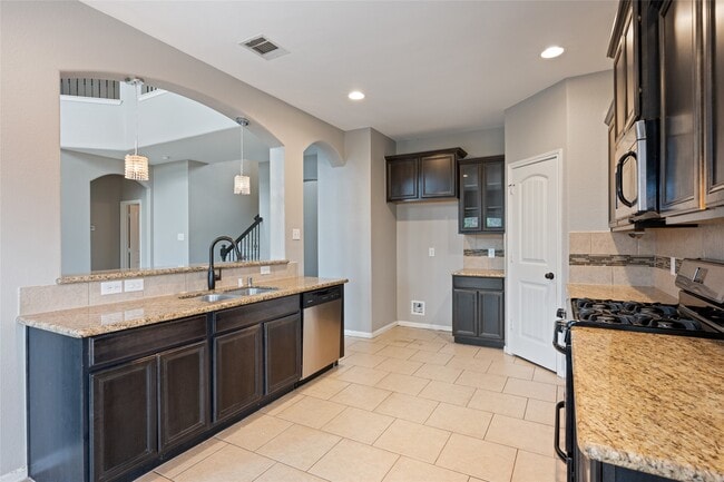 Building Photo - 2018 Wembley Way