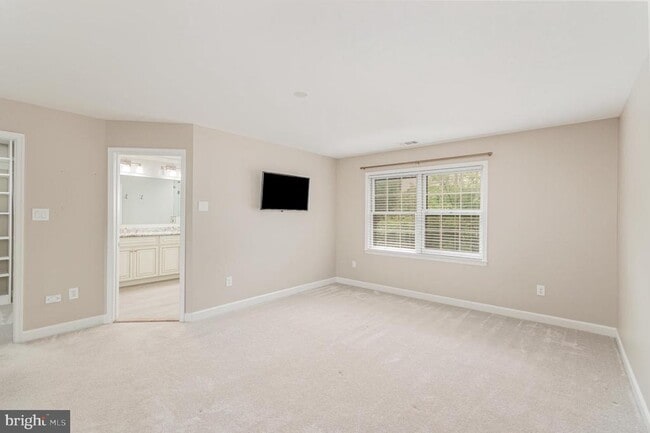 Building Photo - 6311 Chaucer Ln