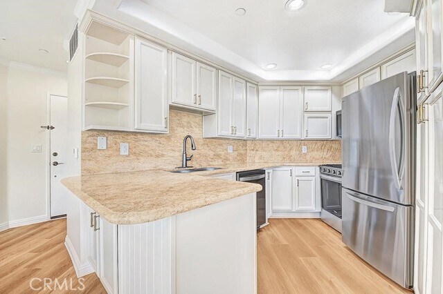 Building Photo - 1074 Calle Del Cerro