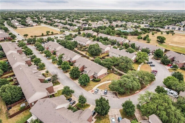 Building Photo - 82 Verde Ranch Loop