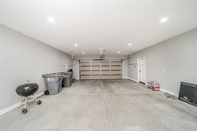 Building Photo - 11515 Mariposa Rd