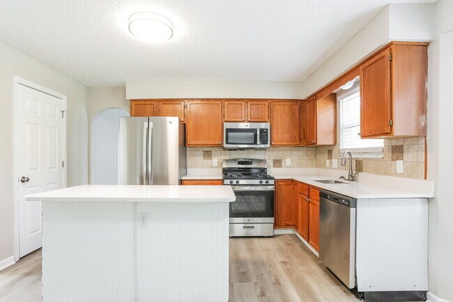 Building Photo - 112 Acton Ct