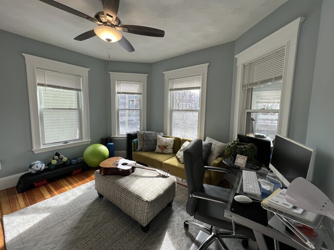 Building Photo - 307 Highland Ave