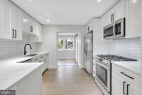 Building Photo - 6903 Dunmanway