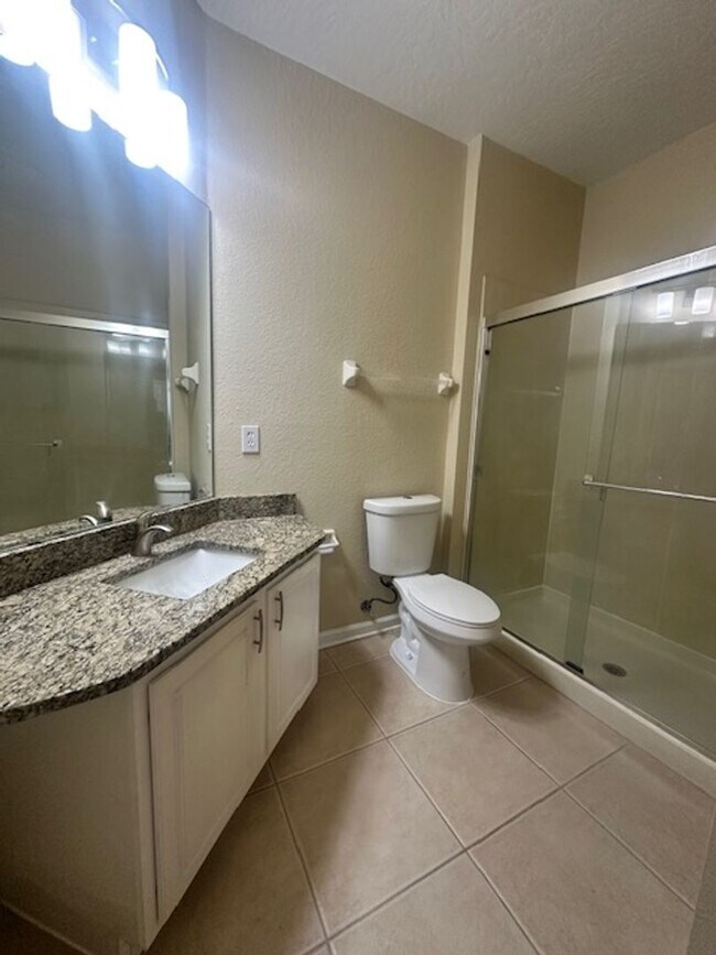 Building Photo - 8710 Saratoga Inlet Dr