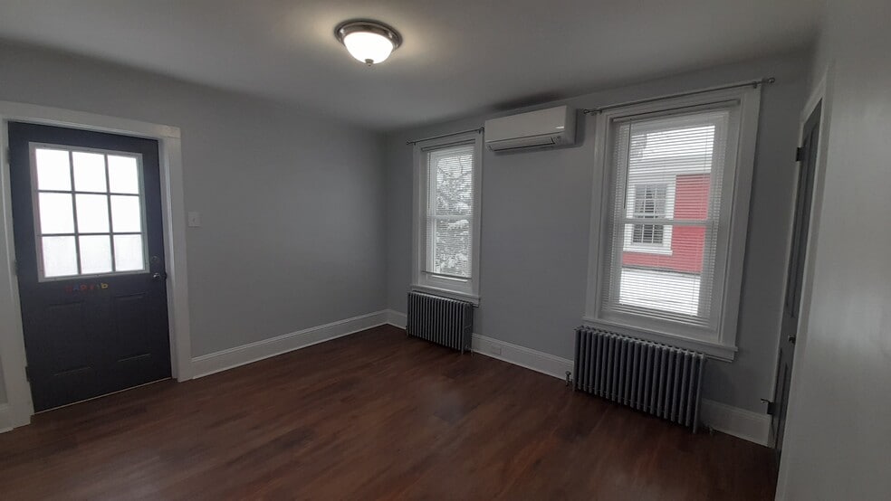 Building Photo - 229 Church St