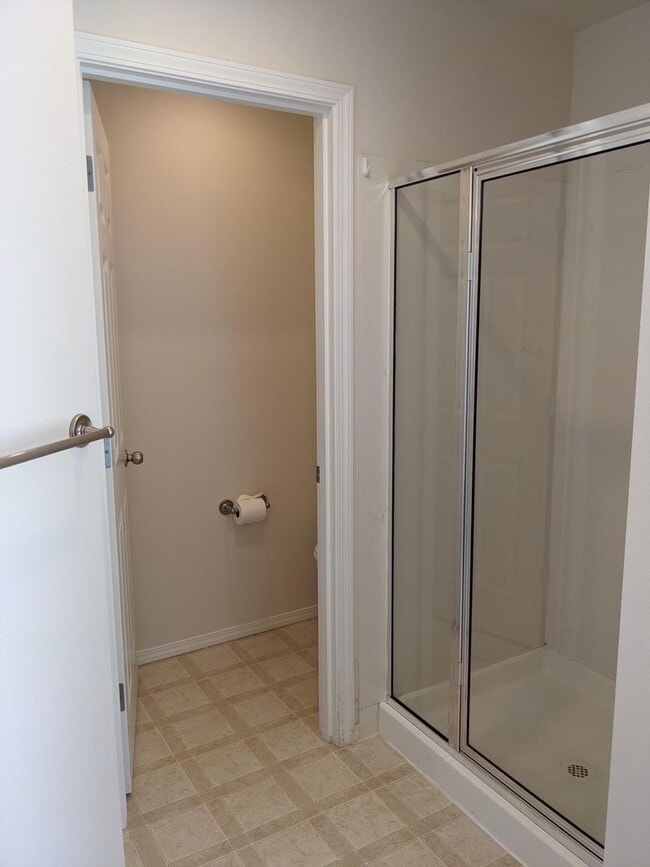 Building Photo - Woodinville Duvall Road. 4 bed. +den. 2.5 ...