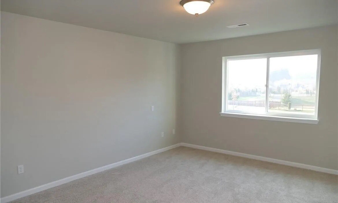 Building Photo - 5407 Lily Jo Ct SE